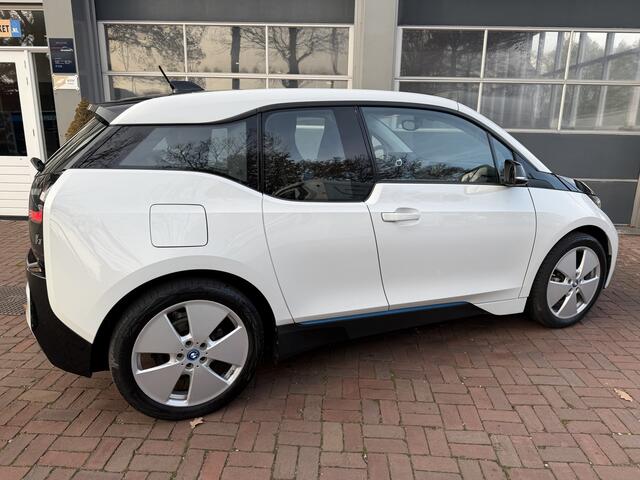 BMW i3 Basis iPerformance 94Ah 33 kWh NL Auto 2017 Km 89.147 Dealer onderhouden !!