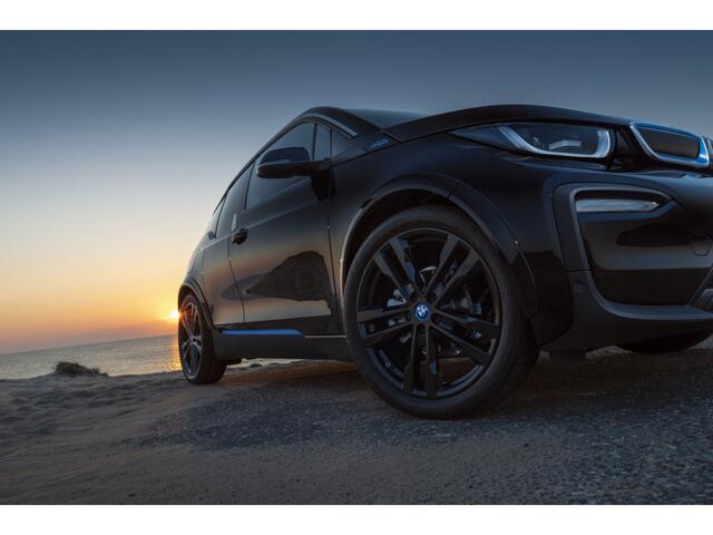 BMW i3 Executive 120Ah 42 kWh"For The Oceans"/Schuifdak/Carplay/W-pomp/3-Fase/20"Jet-black
