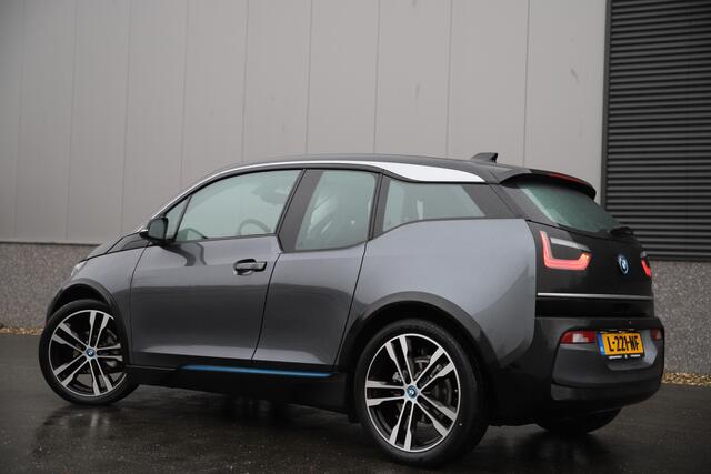 BMW i3 Executive 120Ah 42 kWh/H-Kardon/Leder/Sunroof/Carplay/W-pomp/3-Fase/20"