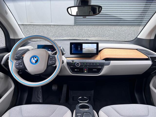BMW i3 Executive 120Ah 42 kWh*Galvanic Gold*& Loft/Sunroof/Adaptive/W-pomp/3-fase