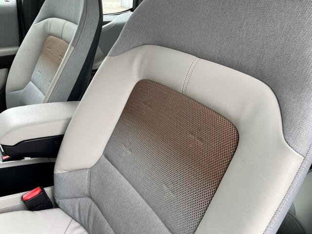 BMW i3 Executive 120Ah 42 kWh*Galvanic Gold*& Loft/Sunroof/Adaptive/W-pomp/3-fase