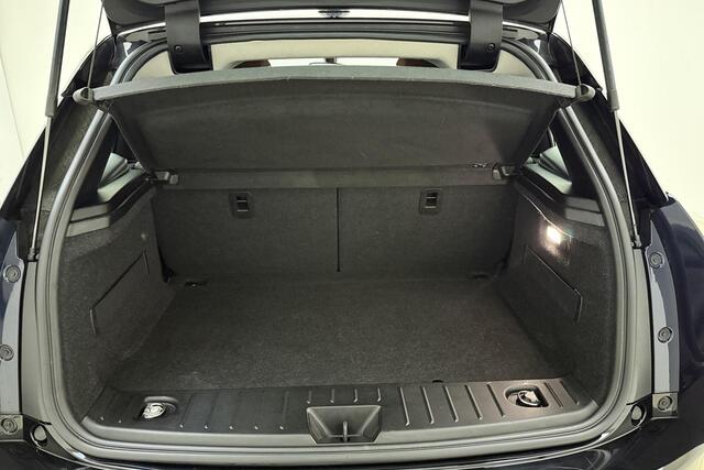 BMW i3 Executive Edition 120Ah 42 kWh 170pk | Navigatie | Parkeersensoren | Lichtmetalen Velgen 20" | Climate Control | KeyLess Start | Warmtepomp