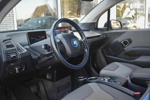 BMW i3 Basis 120Ah 42 kWh Pano Stoelverwarming Navi