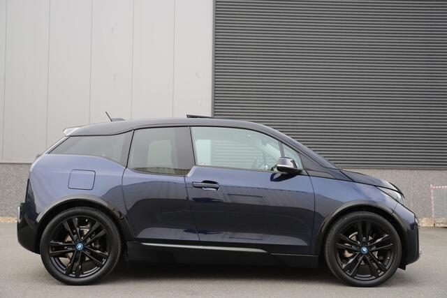 BMW i3 184pk S Executive 120Ah 42 kWh/Leder/Sunroof//W-pomp/Camera/3-Fase/20"