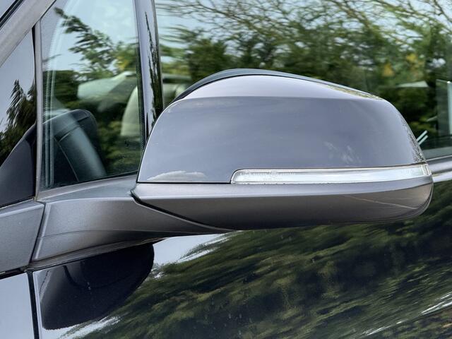 BMW i3 S Dark Shadow Ed. | 120Ah | Leder | 20'' | Schuif-/Kanteldak | Camera | Harman/Kardon | Driv. Ass. Plus | Getint Glas