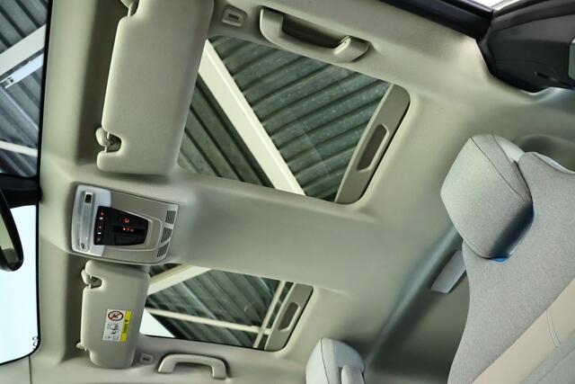 BMW i3 Range Extender 94Ah / Pano / Pilot assist / Navi / Camera