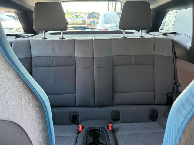BMW i3 BWJ 2021 Basis 120Ah 170 PK 42 kWh FULL LED | CAMERA | ADAPTIVE CRUISE | STOELVERW. | DAB | NAVI | CLIMA | LMV | PDC