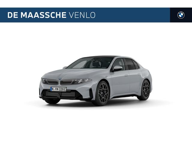 BMW i3 50 xDrive M Sport / Panoramadak / Trekhaak / 3D Head-Up / M Multifunctionele stoelen / Parking Assistant Plus / Stuurverwarming