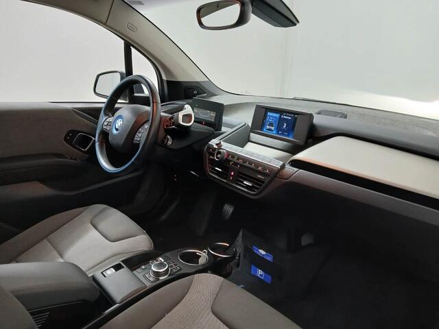 BMW i3 S 120Ah 42 kWh | Camera | Snellader | CarPlay | Comfort Acces | Driving Assistant Plus | Panoramadak | Harman Kardon