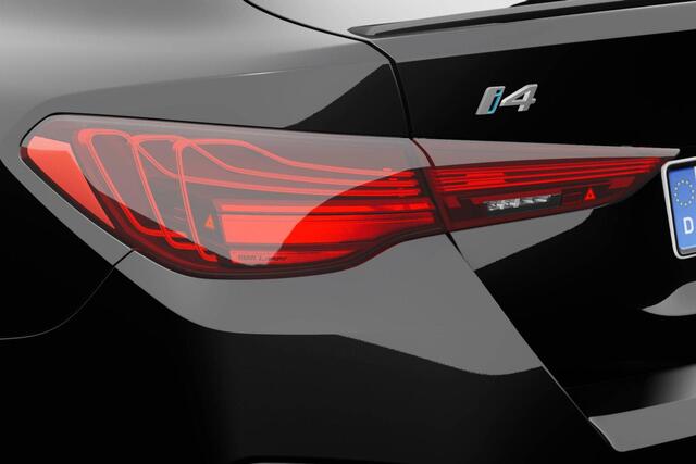 BMW i4 eDrive35 M Sport Edition | M Sport Pro | Comfort Pack | M Adaptief onderstel
