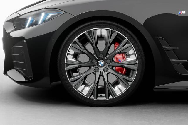 BMW i4 eDrive40 M Sport Edition | Comfort Pack | Active Cruise Control | Elektrisch bediend glazen schuif-/kanteldak