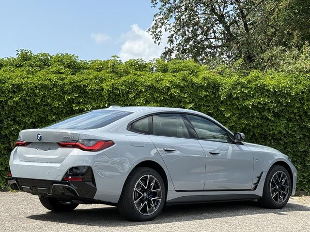 BMW i4 eDrive35 | M-Sport | 18'' | S/k-dak | HiFi | Comf. Acc. | Stuur + stoelverw. | Trekhaak | Camera