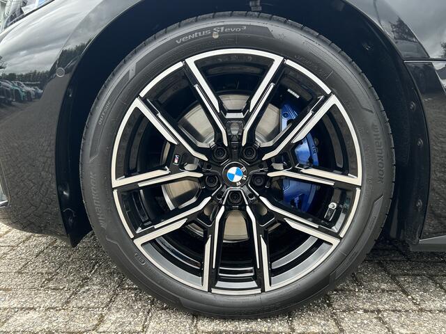 BMW i4 eDrive40 | M-Sport | 19'' | S/k-dak | Park. Plus | Head-Up | Comf. Acc. | HiFi | Stuur. + stoelverw. | Adapt. LED | Laser achterlicht.