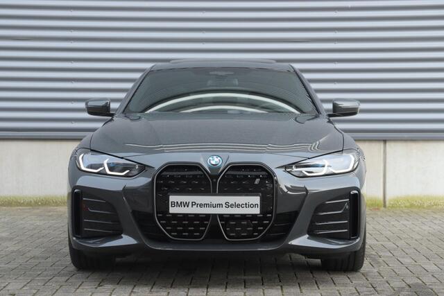 BMW i4 eDrive40 | High Executive / M Sportpakket Pro / Panodak / Driving Assistant Prof. / Harman Kardon / M Sportstoelen / Trekhaak | Easter