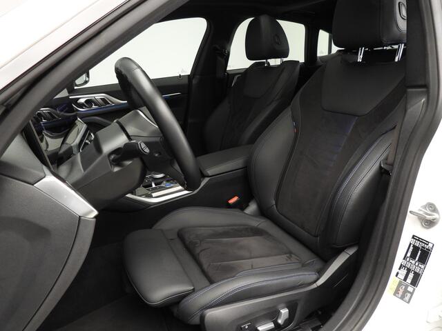 BMW i4 Gran Coupe eDrive40 | M-Sportpakket | LED | Navigatie | Schuifdak | Elektr. zetels | DAB | Harman-kardon sound | Alu 19 inch