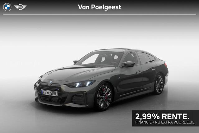 BMW i4 M60 xDrive | M Sport Pro | Innovation Pack | Comfort Pack | Trekhaak | Harman Kardon | M Sportstoelen | CraftedClarity | Elektrisch bediend glazen schuif-/kanteldak