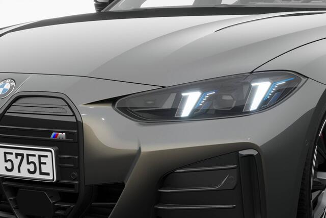 BMW i4 M60 xDrive | M Sport Pro | Innovation Pack | Comfort Pack | Trekhaak | Harman Kardon | M Sportstoelen | CraftedClarity | Elektrisch bediend glazen schuif-/kanteldak