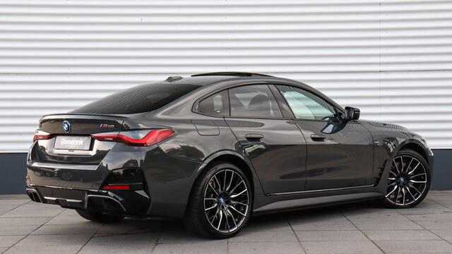 BMW i4 M50 High Executive | Harman/Kardon | Schuifdak | Laserlight | Head-up | Trekhaak | M Sportstoelen | Carbon