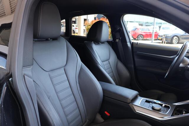 BMW i4 eDrive40 | M Sportpakket | BMW Live Cockpit Professional | Voorstoelen verwarmd