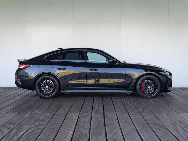 BMW i4 Gran Coupé M50 M-Sportpakket | M-Performance Parts | Trekhaak | 20 inch | Individual interieur | Carbon exterieur pakket