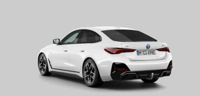 BMW i4 eDrive40 84 kWh M Sport - Trekhaak - Elektrisch verwarmde voorstoelen - Active Cruise Control - Getinte Ruiten - Comfort Access - Hifi - Ambiance verlichting - Live Cockpit Professional - IconicSounds Electric -