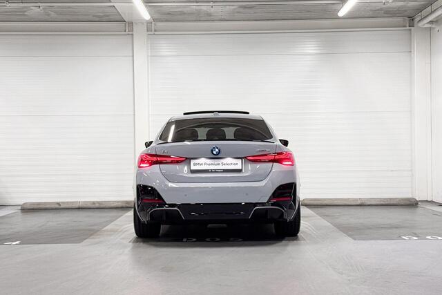 BMW i4 eDrive35 | M-Sport Pro | Comfort Pack | Hifi System | Schuif/-Kanteldak | Comfort Access