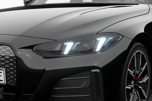 BMW i4 eDrive35 M Sport Edition | M Sport Pro | Comfort Pack | Elektrisch bediend glazen schuif-/kanteldak | Showroomvoordeel