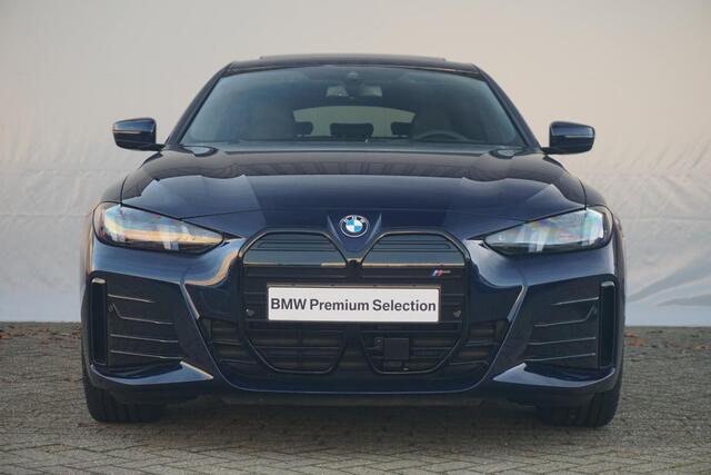BMW i4 eDrive40 M Sportpakket Pro 20'' / Schuif-/kanteldak / Active Cruise Control / Comfort Acces