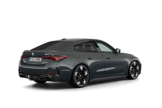 BMW i4 M50 M Sport Pro / Driving Assistant Professional / Harman Kardon / Glazen Schuifdak / Parking Assistant Plus / 20 Inch / Carbon Pakket / CraftedClarity / Trekhaak