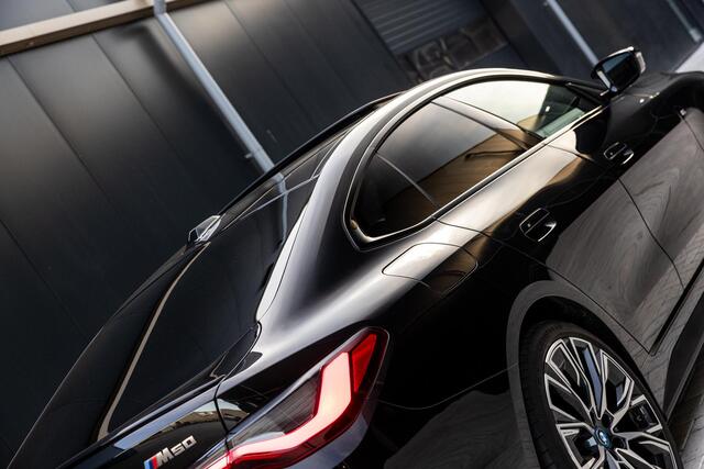 BMW i4 M50 High Executive 84 kWh | SOH 98,8% | M-Sport | Panoramadak | Sportstoelen | Harman/Kardon | X-Drive | Widescreen | Adaptief Onderstel | DAB | Stoel/stuurverwarming | Trekhaak | Laserlicht |