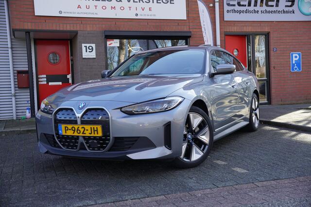BMW i4 eDrive40 84 kWh / Kanteldak / Trekhaak / Harman-Kardon / BTW