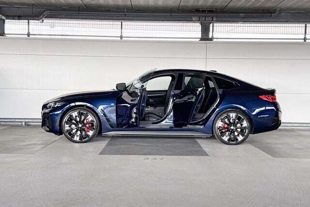 BMW i4 eDrive35 M Sport Edition | M Sport Pro | Comfort Pack | 20" BMW Individual Aerodynamisch Styling 862L BiColor Midnight Grau