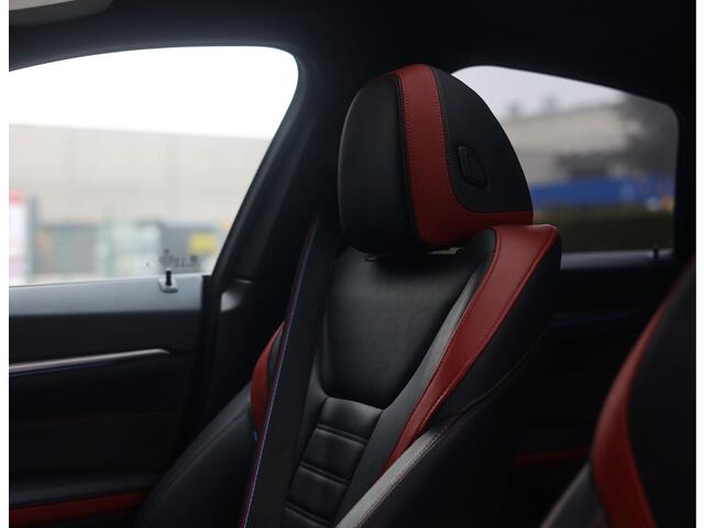 BMW i4 M50 84 kWh | Pano - Trekhaak - Harman Kardon