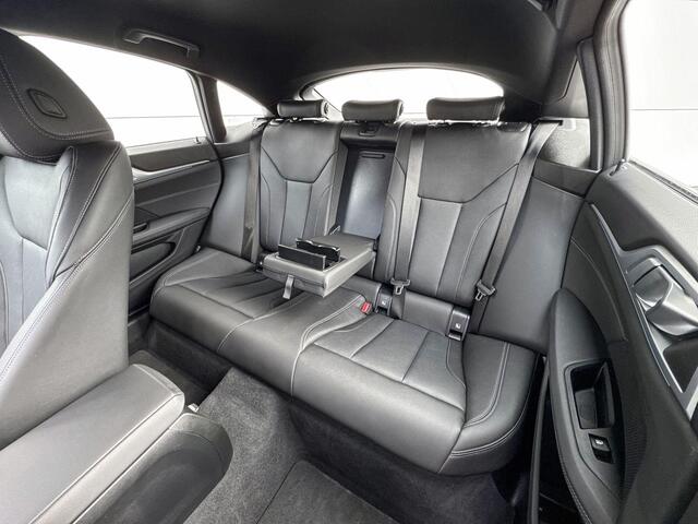 BMW i4 eDrive35 70 kWh | Selections 2500