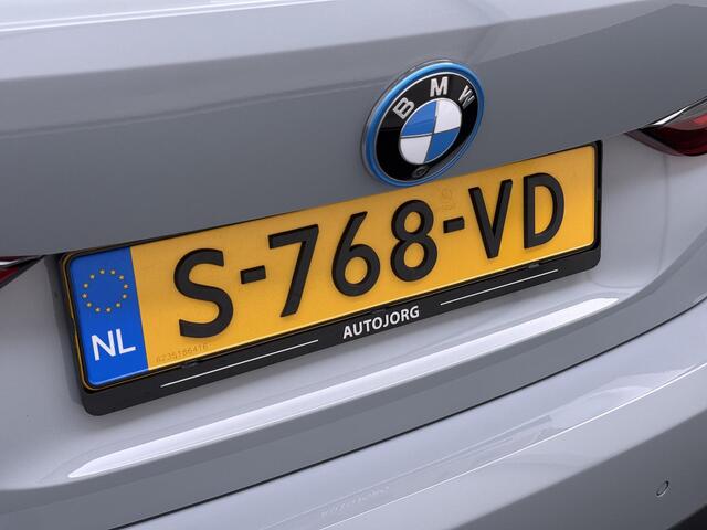 BMW i4 eDrive40 84 kWh M-Sport | NL Auto | Camera | Cruise Control