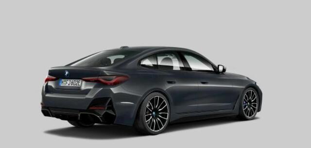 BMW i4 M50 High Executive 84 kWh Schuiif/kanteldak - Elektrisch verstelbare voorstoelen/actieve stoelventilatie - Harman Kardon - Active Cruise Control - Parking Assistant Plus - Ambiance verlichting -