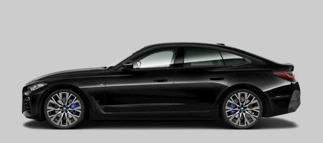 BMW i4 eDrive40 84 kWh M Sport - Harman Kardon - Getinte Ruiten - BMW Laserlight - Stuurwielrand verwarmd - Elektrisch verwarmde voorstoelen - Comfort Access -