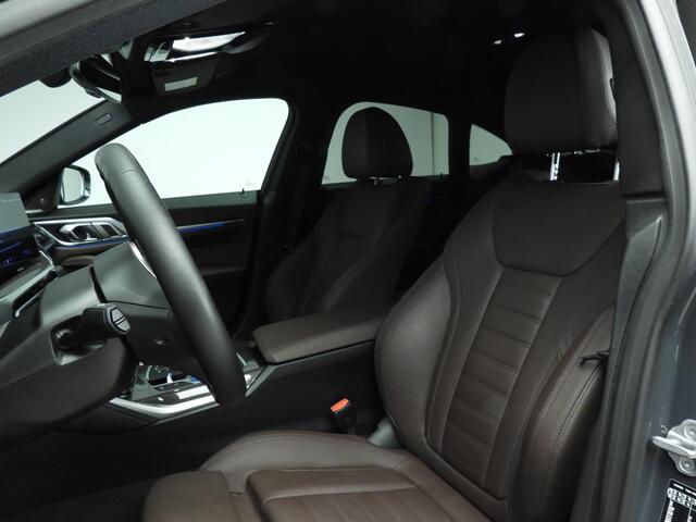 BMW i4 Gran Coupe eDrive40 | M-Sportpakket | LED | Leder | HUD | Active cruise | Sportstoelen | Stoelverwarming | DAB | Harman-kardon sound | Alu 19 inch