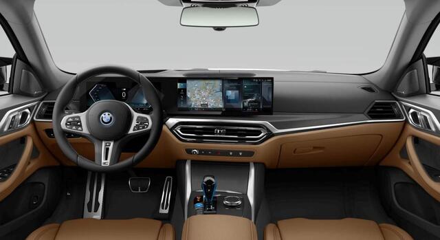 BMW i4 M50 84 kWh Harman Kardon | Schuifdak | CoPilot
