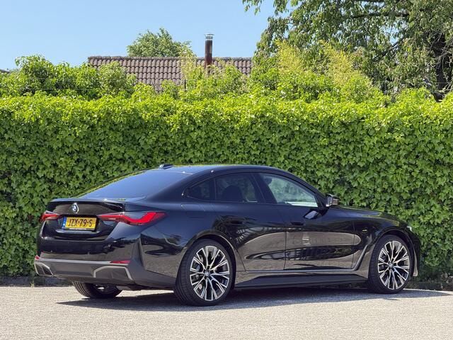 BMW i4 eDrive35 | 20" Individual | ACC | Camera | HiFi | Comf. Acc. | Stoelverw. | Getint glas | Apple CP | Hoogglans Shadow Line