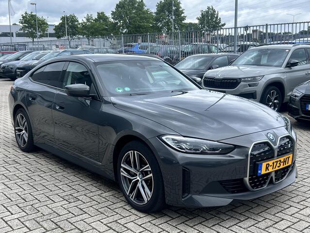 BMW i4 eDrive40 84 kWh | Navi | Camera | Carplay | soH 94%
