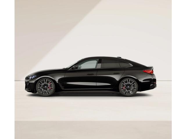 BMW i4 xDrive40 M-Sport Pro - Dak - Memory - Trekhaak - Driving Ass Prof - Head-up