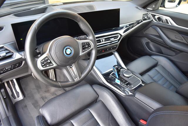 BMW i4 eDrive40 High Executive 84 kWh * M-Sport * Trekhaak * M-Remmen * SOH 96% * Elektrische Stoelen met Memory * Head-up *