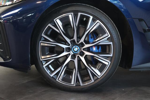 BMW i4 eDrive40 High Executive Individual | Harman Kardo | Schuifdak | Trekhaak | LED | 20"