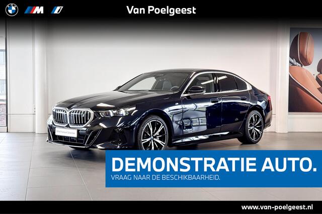 BMW i5 eDrive40 84 kWh | M Sport | Glazen Panoramadak | Harman Kardon | Trekhaak |
