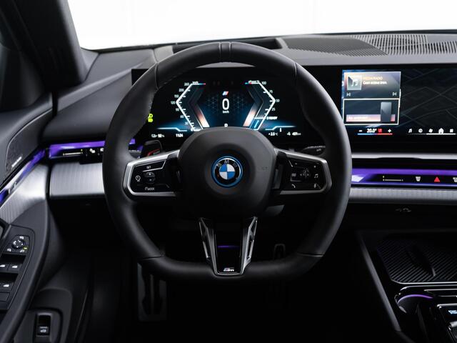 BMW i5 eDrive40 | M Sport Edition | M Sportpakket | Innovation Pack | Travel Pack