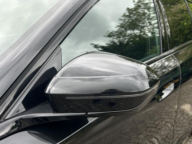 BMW i5 Touring eDrive40 | M-Sport | 19'' | Driv. Ass. Plus | Driv. Ass. | Adapt. LED | Camera | Getint glas | Stoelverw.