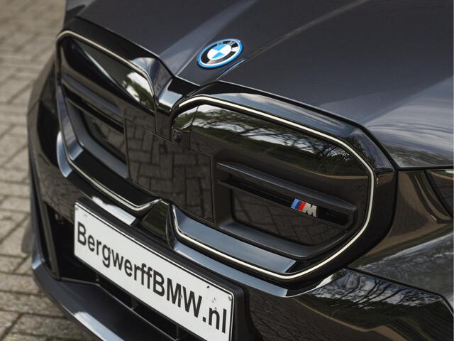 BMW i5 M60 xDrive - 153km! - Pano - Achterasbesturing - Stoelventilatie - Driving Ass Prof