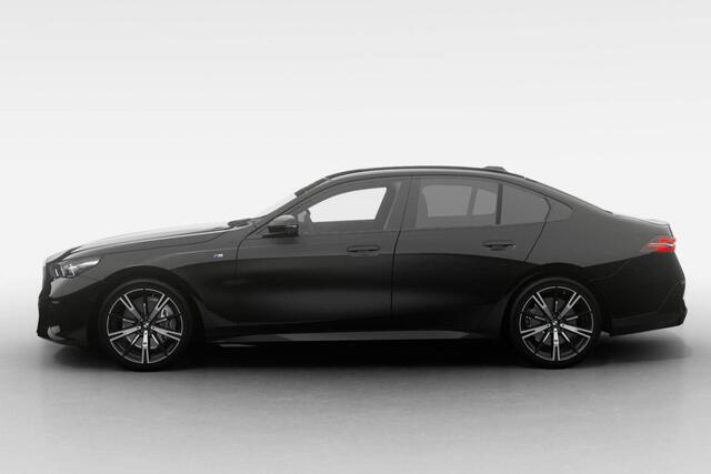 BMW i5 Sedan eDrive40 M Sport Edition | Innovation Pack | Travel Pack | Comfort Pack