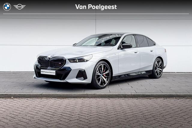 BMW i5 Sedan M60 xDrive 84 kWh